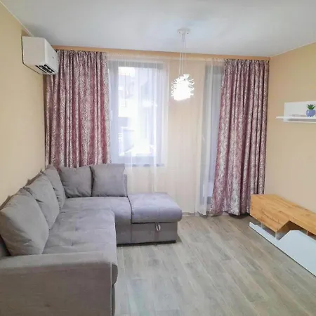 شقة Pliska House *